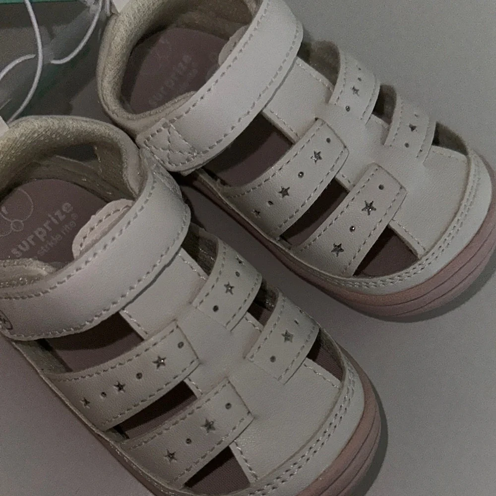 Stride Rite White Sandals with Velcro Closure - Picture 4 of 7